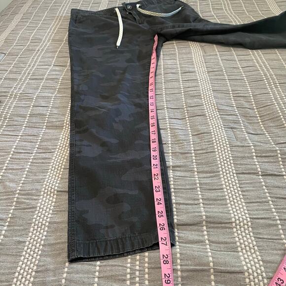 Vuori Black Camo Ankle Pants - Picture 7 of 7